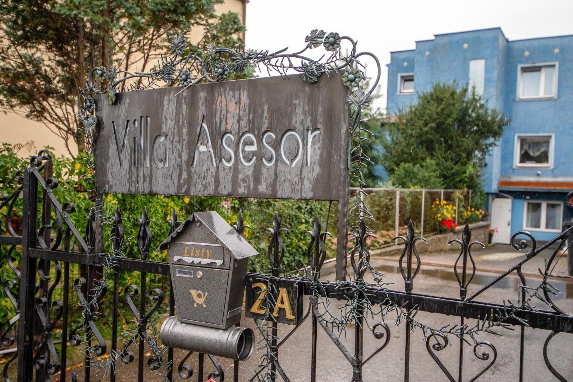 Villa Asesor Гданск Екстериор снимка